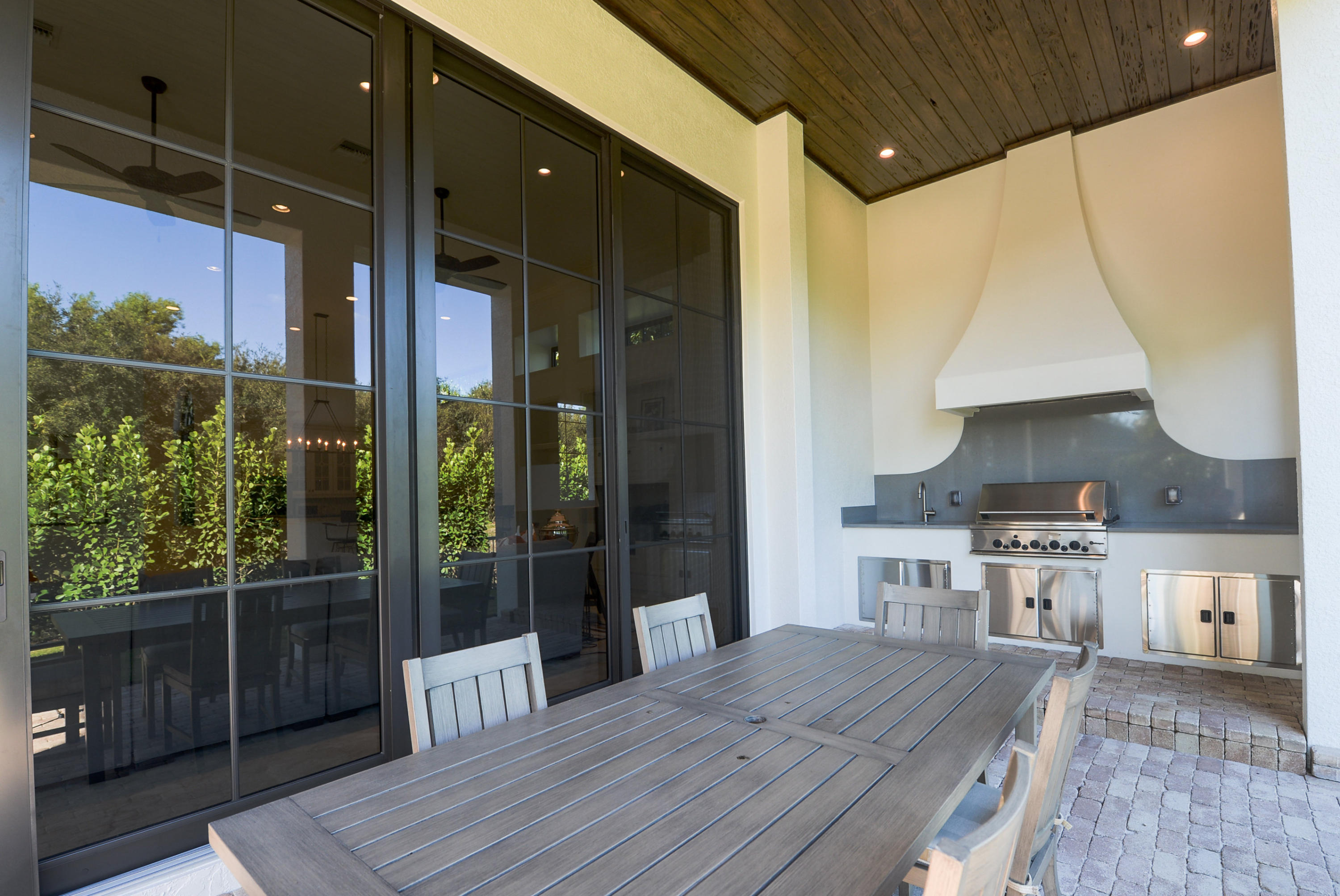 EQUESTRIAN CLUB ESTATES 1 - Residential