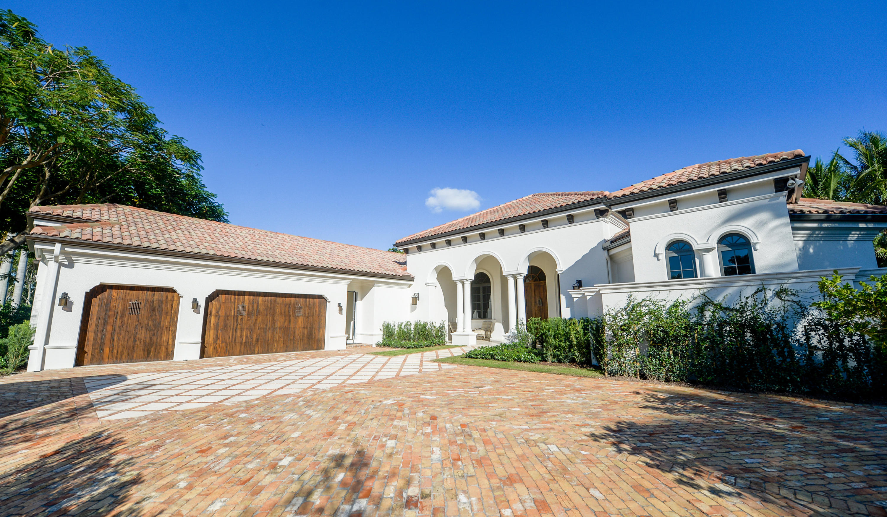 EQUESTRIAN CLUB ESTATES 1 - Residential