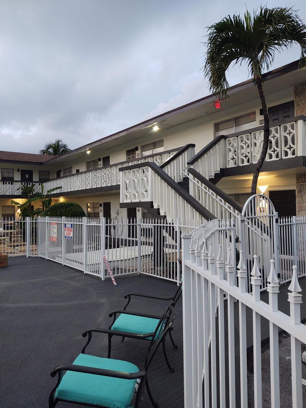 Photo of 901 NE 16th Avenue #8, Fort Lauderdale, FL 33304 (MLS # B26024084)