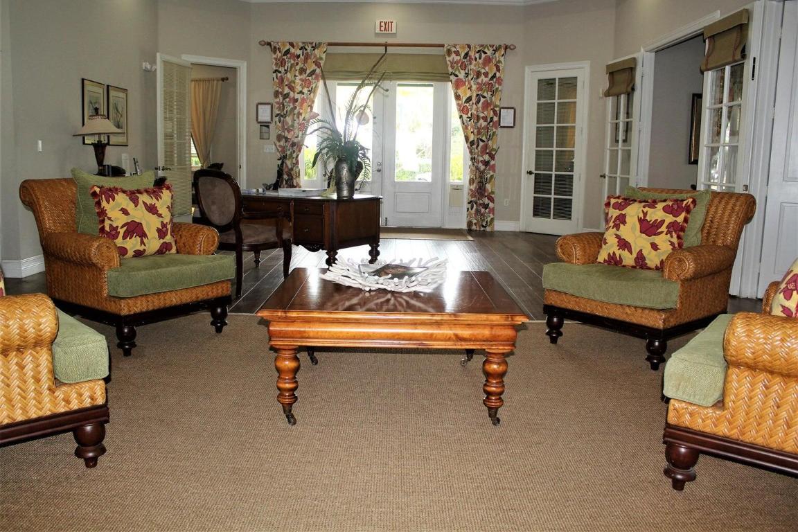 PINEAPPLE GROVE VILLAGE CONDO - Residential Lease