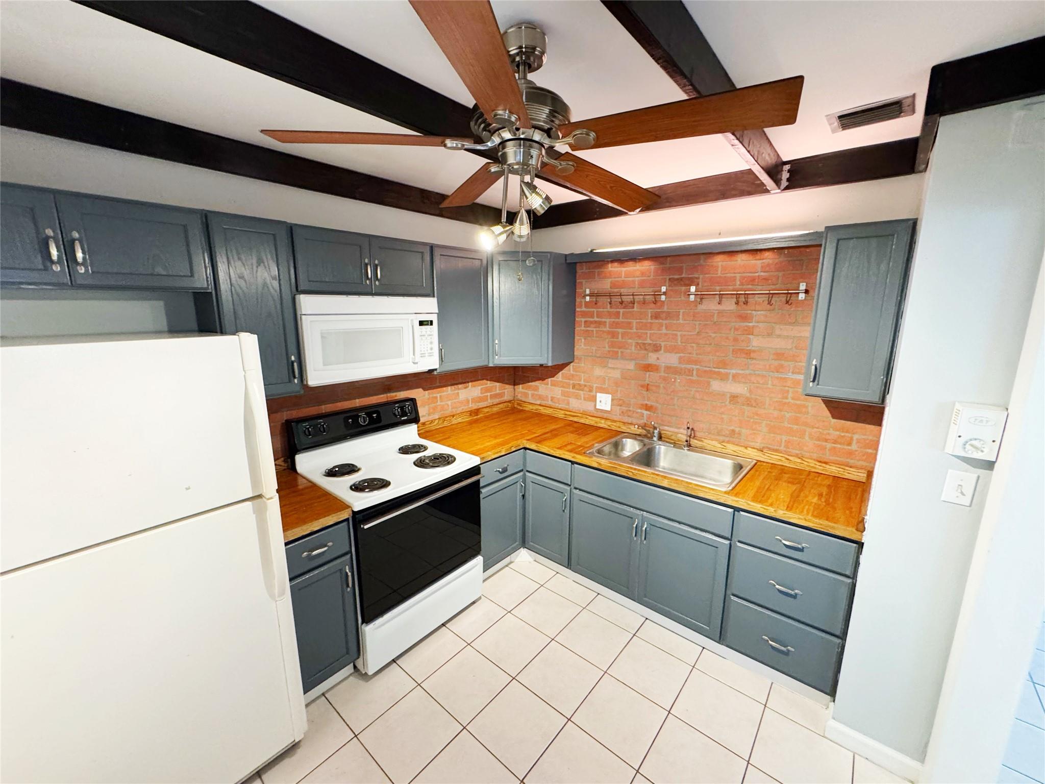 1310 NW 43rd Ave 307