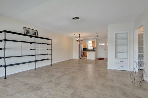 Tiny photo for 2400 NE 36th Street #10, Lighthouse Point, FL 33064 (MLS # B26053907)