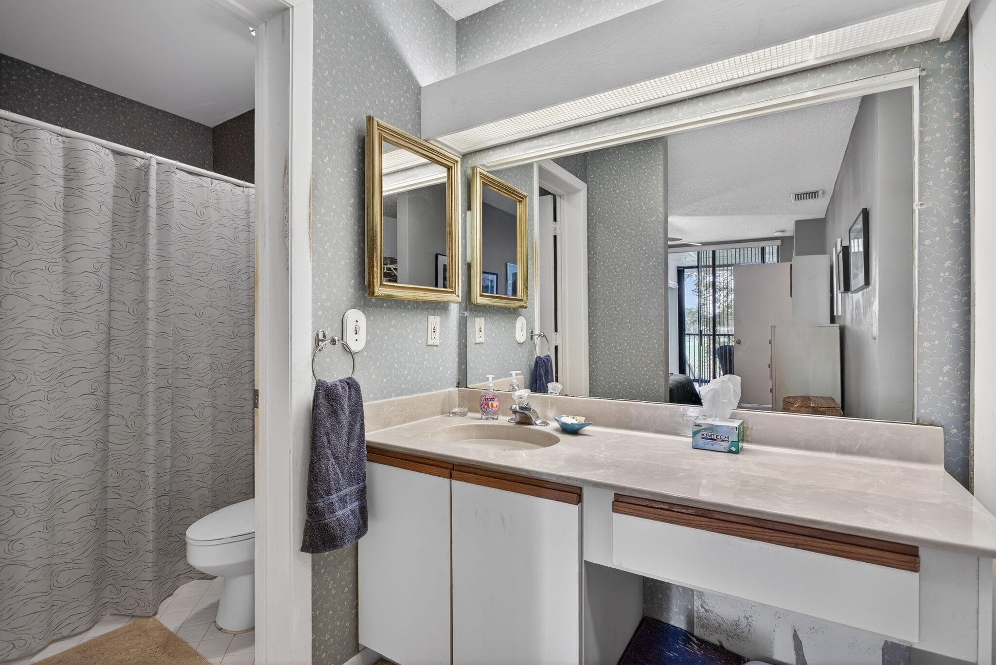 BAYWOOD VILLAGE II-C CONDO - Residential