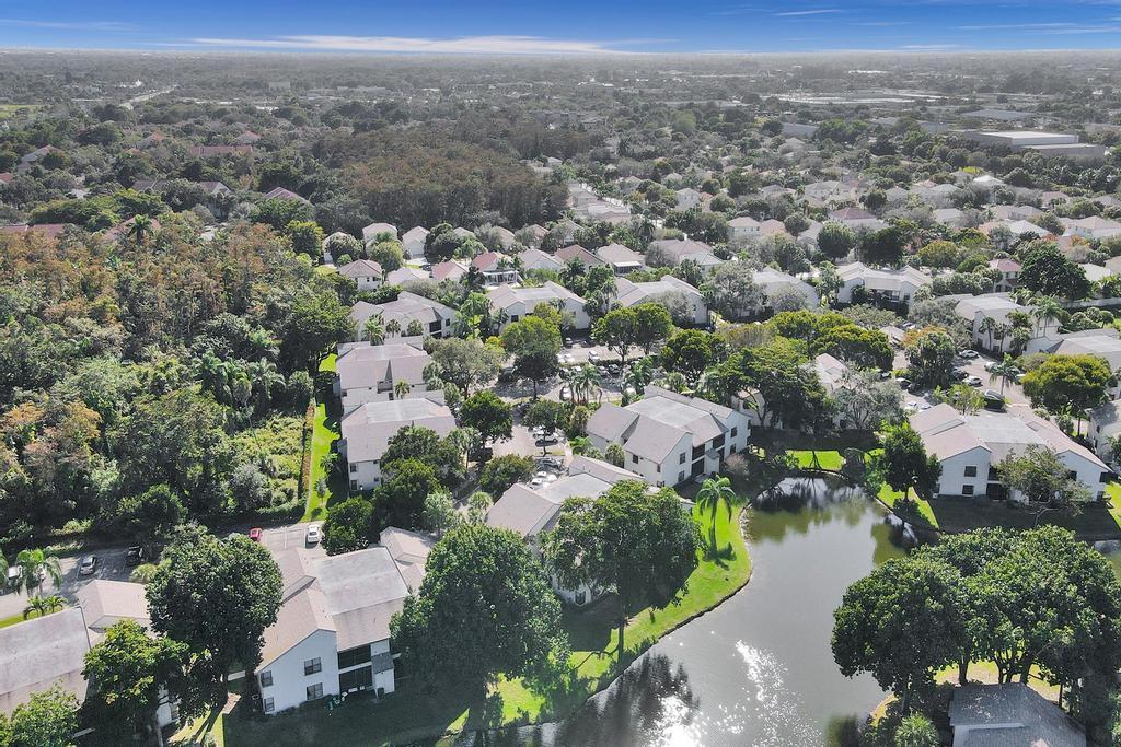 BAYWOOD VILLAGE II-C CONDO - Residential