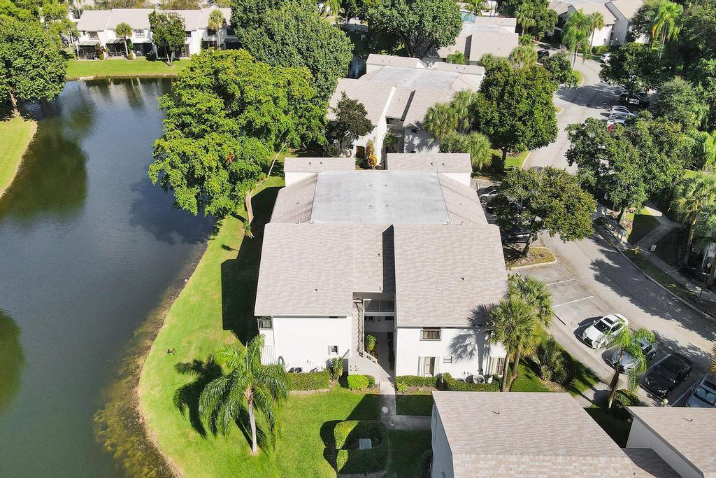 BAYWOOD VILLAGE II-C CONDO - Residential