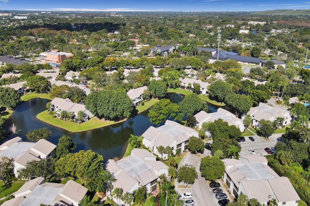 BAYWOOD VILLAGE II-C CONDO - Residential