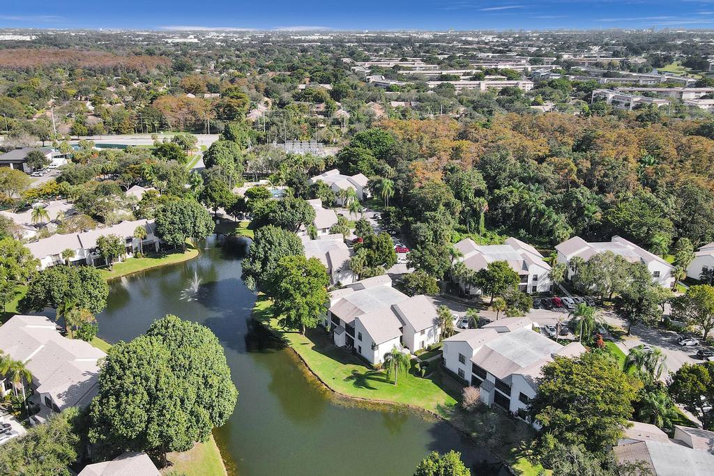 BAYWOOD VILLAGE II-C CONDO - Residential