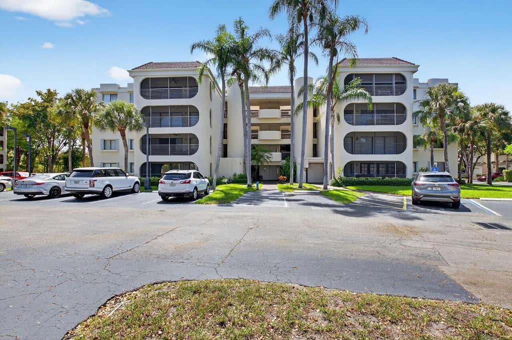 Photo of 6342 LONGBOAT Lane W #201, Boca Raton, FL 33433 (MLS # B26062586)