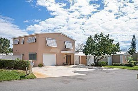 205 SE 21st Avenue Boynton Beach FL 33435