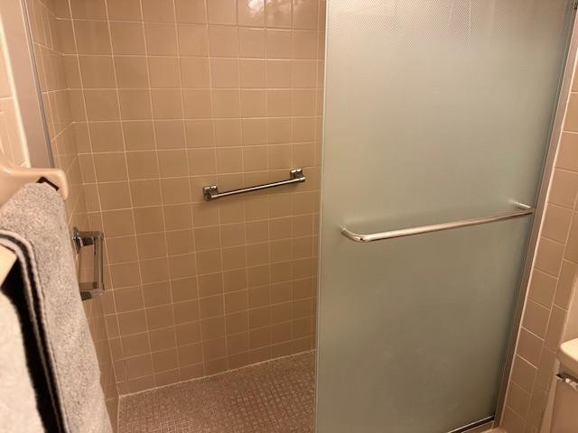 ORIOLE GARDENS - Residential