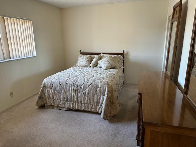 ORIOLE GARDENS - Residential