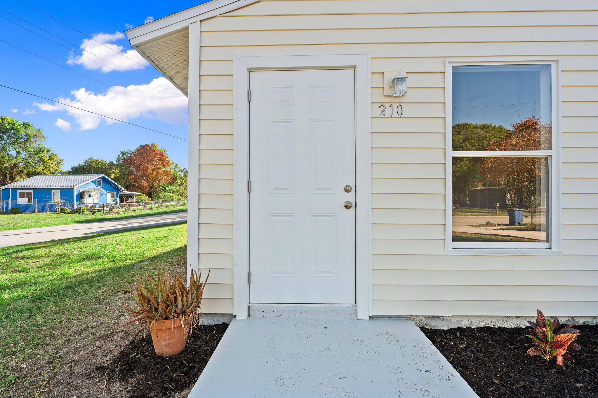 ALAMANDA VISTA - Residential