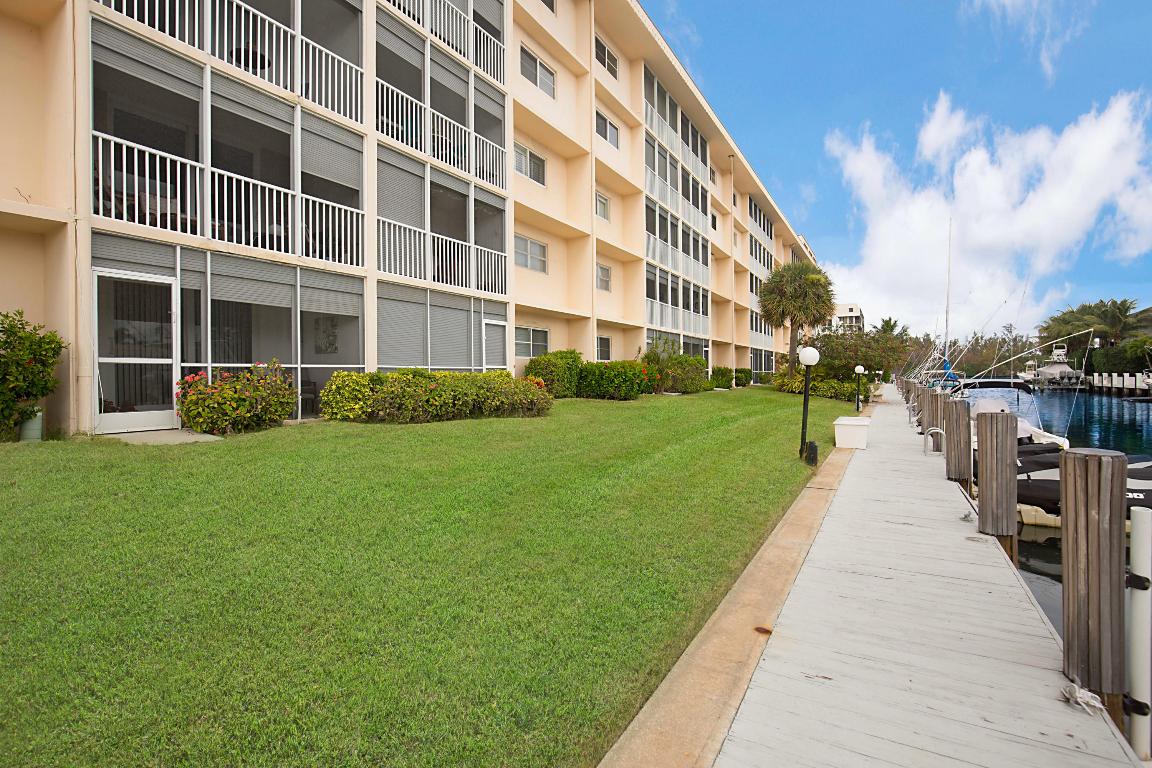 BOCA HOUSE CONDO - Residential Lease