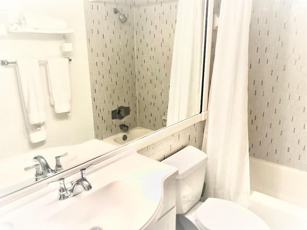 BOCA HOUSE CONDO - Residential Lease