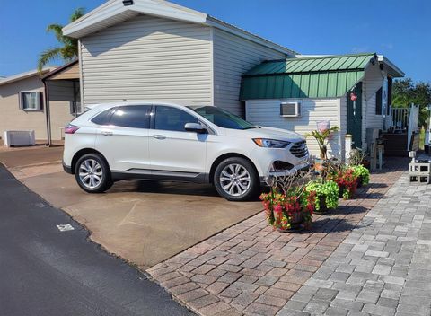 A home in Okeechobee