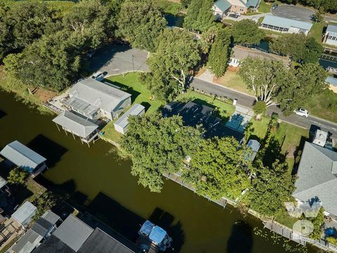 A home in Kenansville