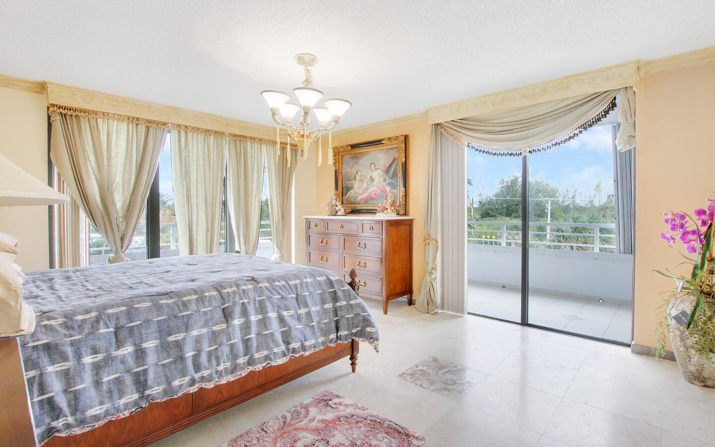 Miramar Royale - Residential Lease