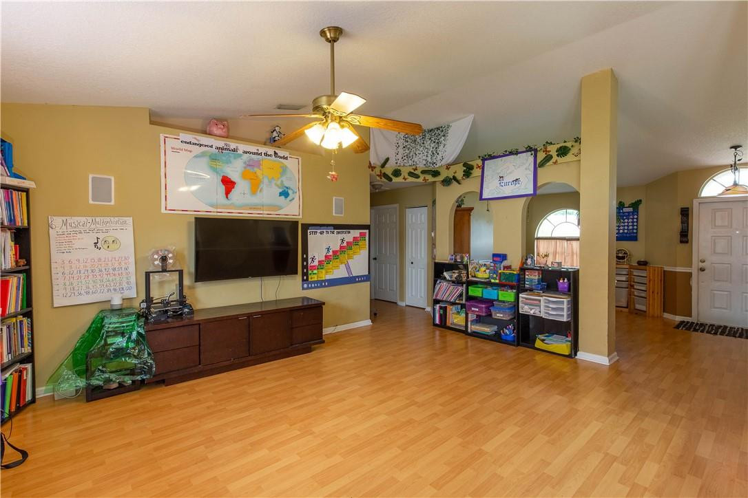 Crestwood 02 Unit 03 - Residential