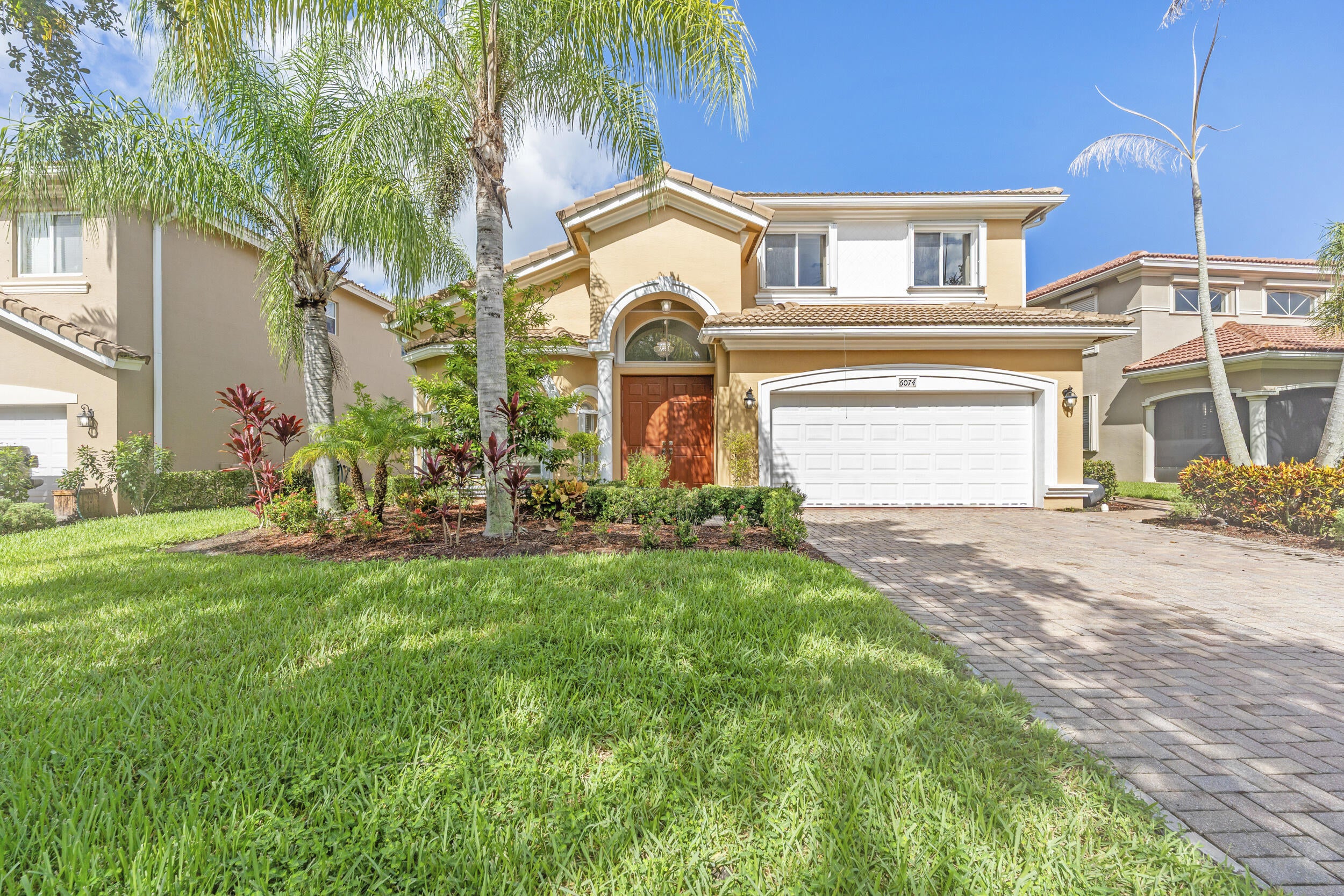 6074 SW BALD EAGLE Drive