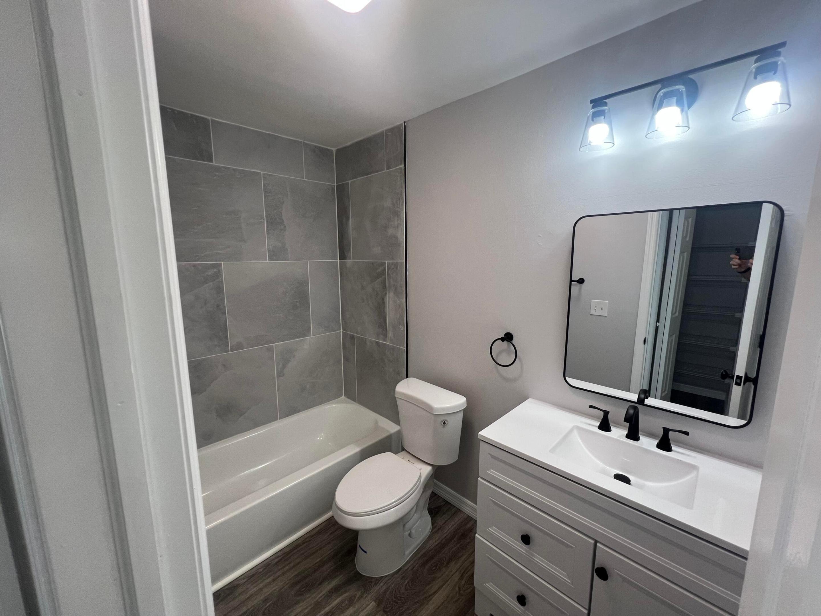 FOREST GROVE PATIO HOMES - Residential Lease