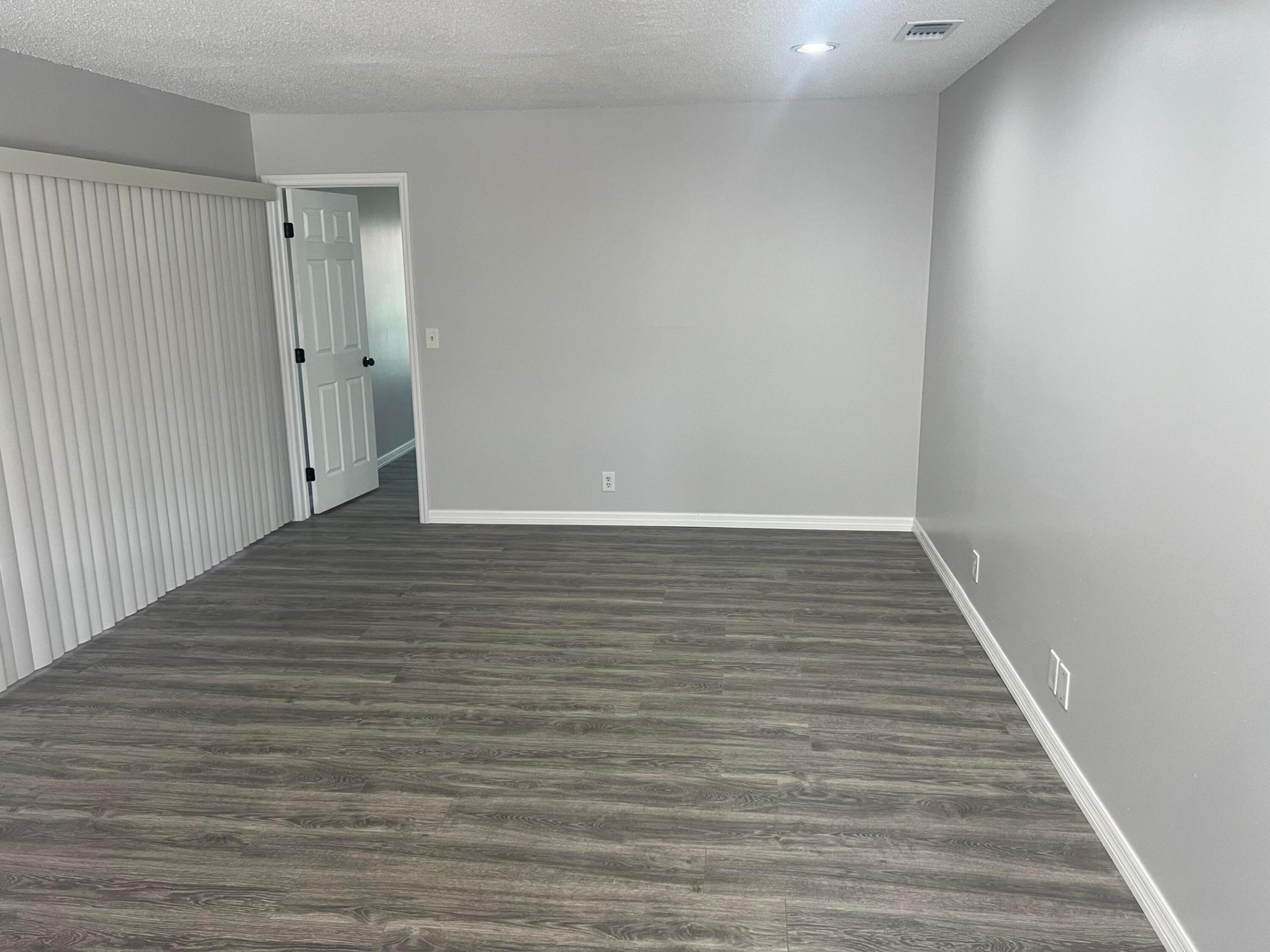 FOREST GROVE PATIO HOMES - Residential Lease