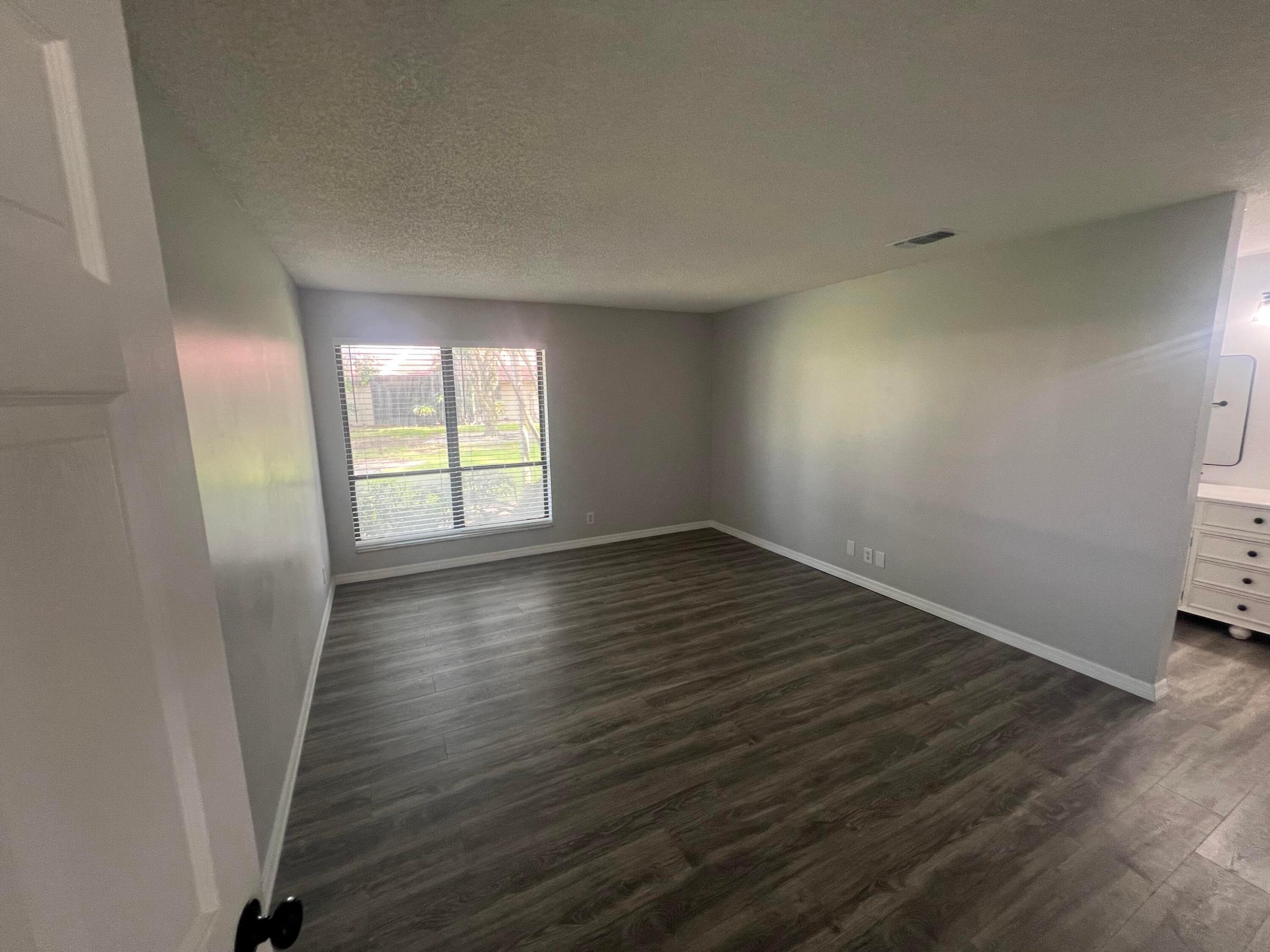 FOREST GROVE PATIO HOMES - Residential Lease