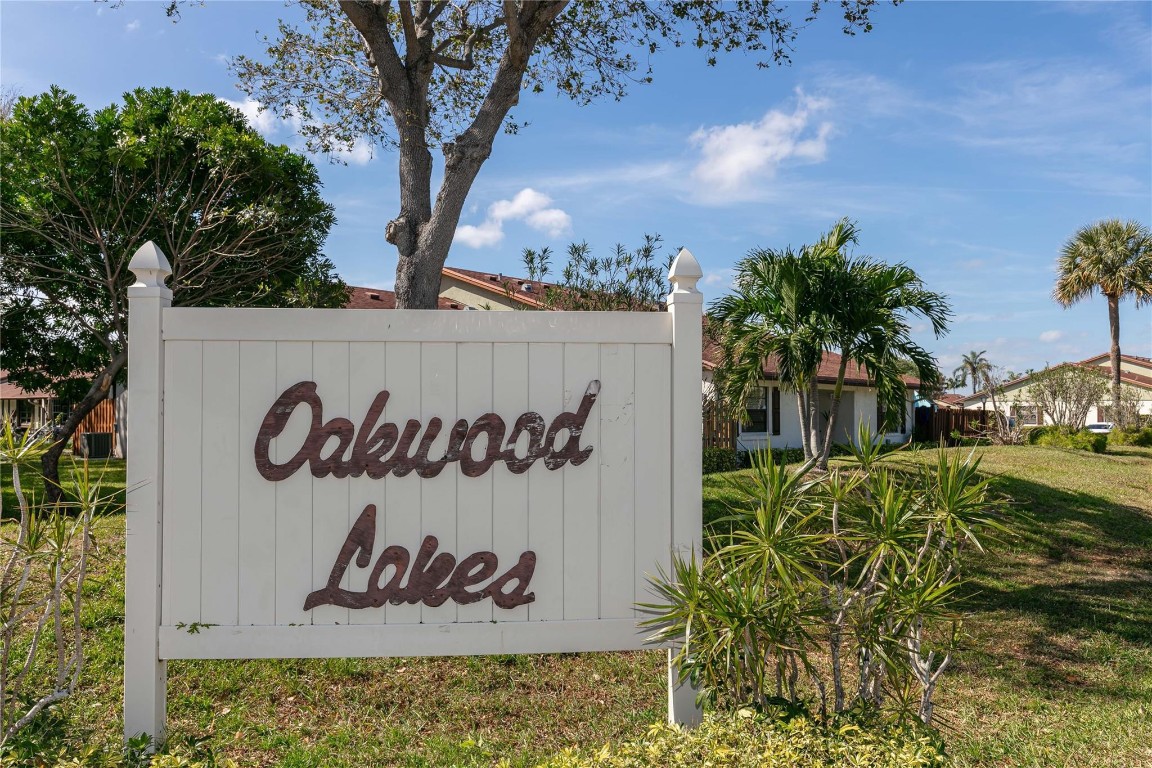 OAKWOOD II - Residential