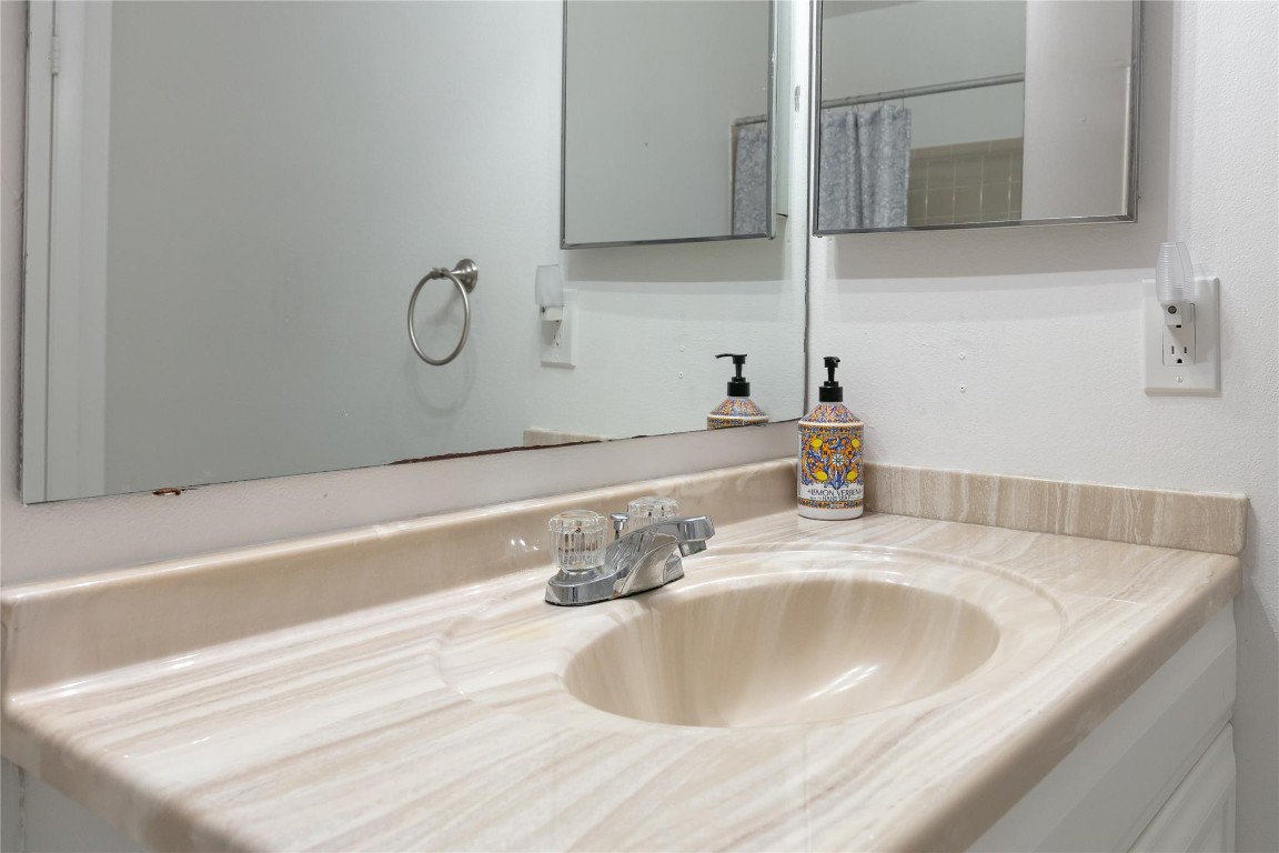 OAKWOOD II - Residential