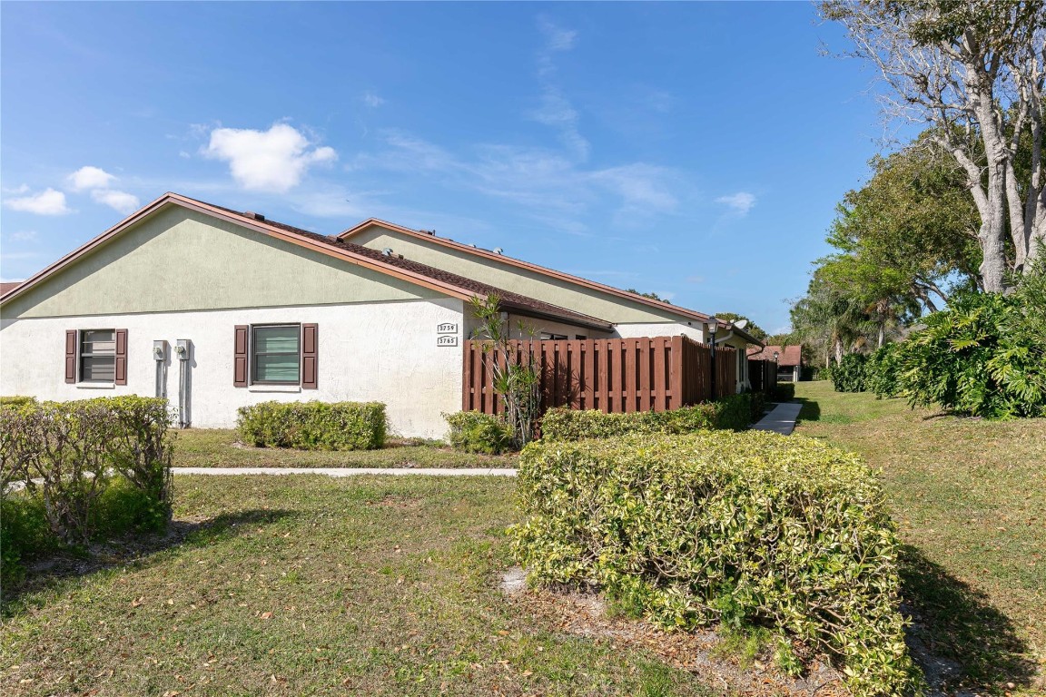 OAKWOOD II - Residential