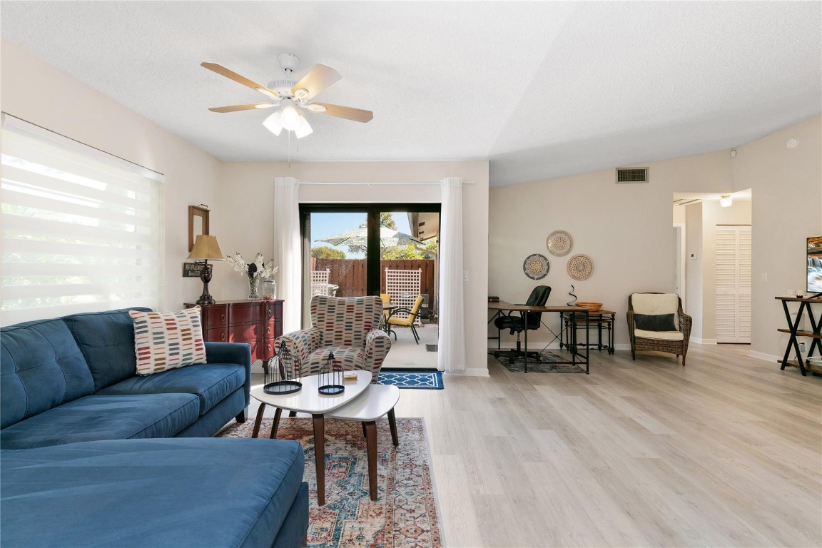 OAKWOOD II - Residential