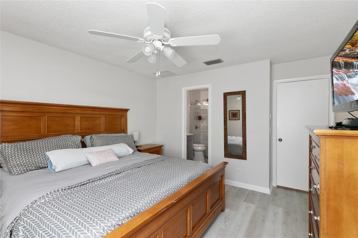 OAKWOOD II - Residential