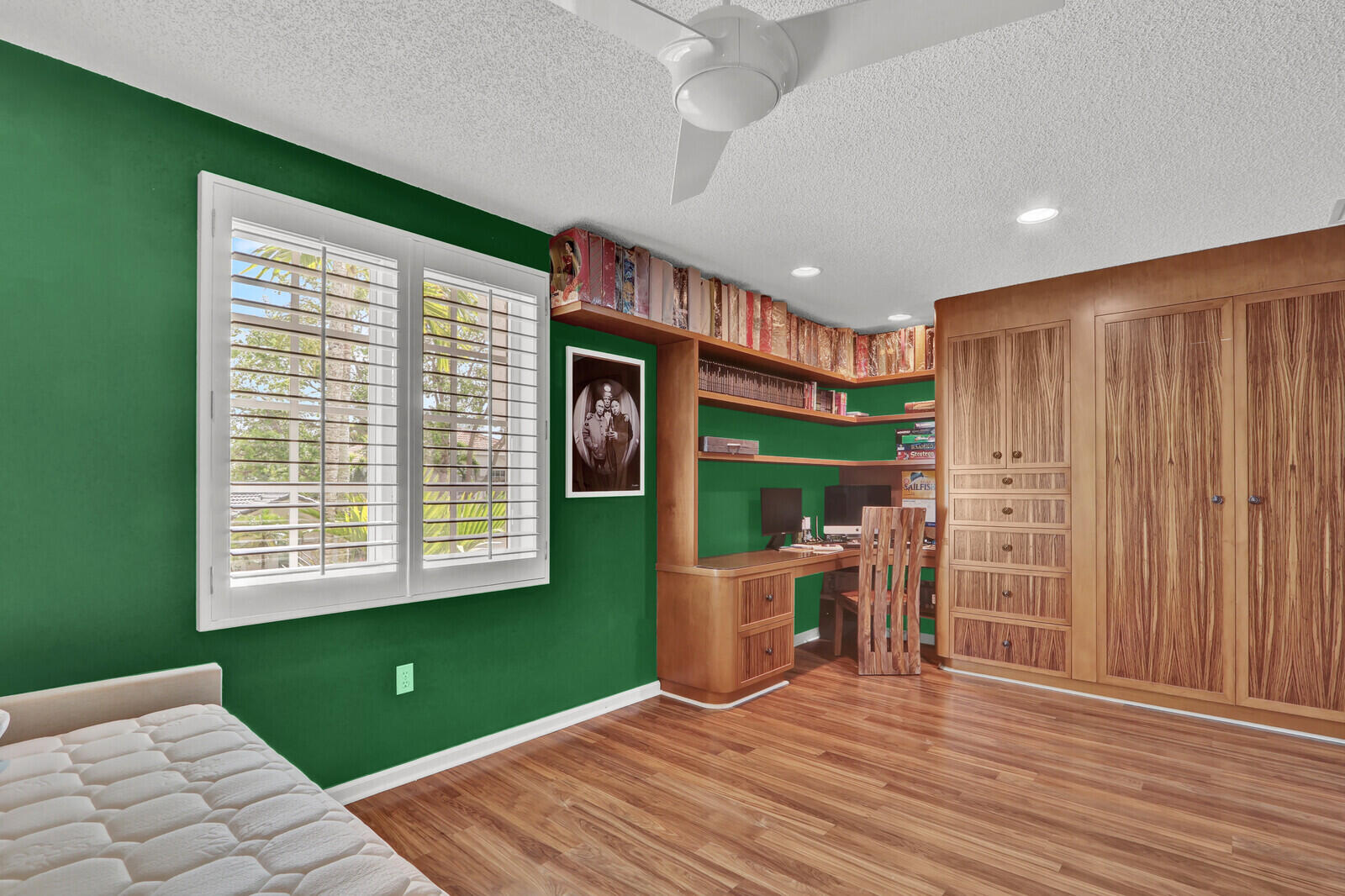 CLASSICS AT BEAR LAKES - Residential