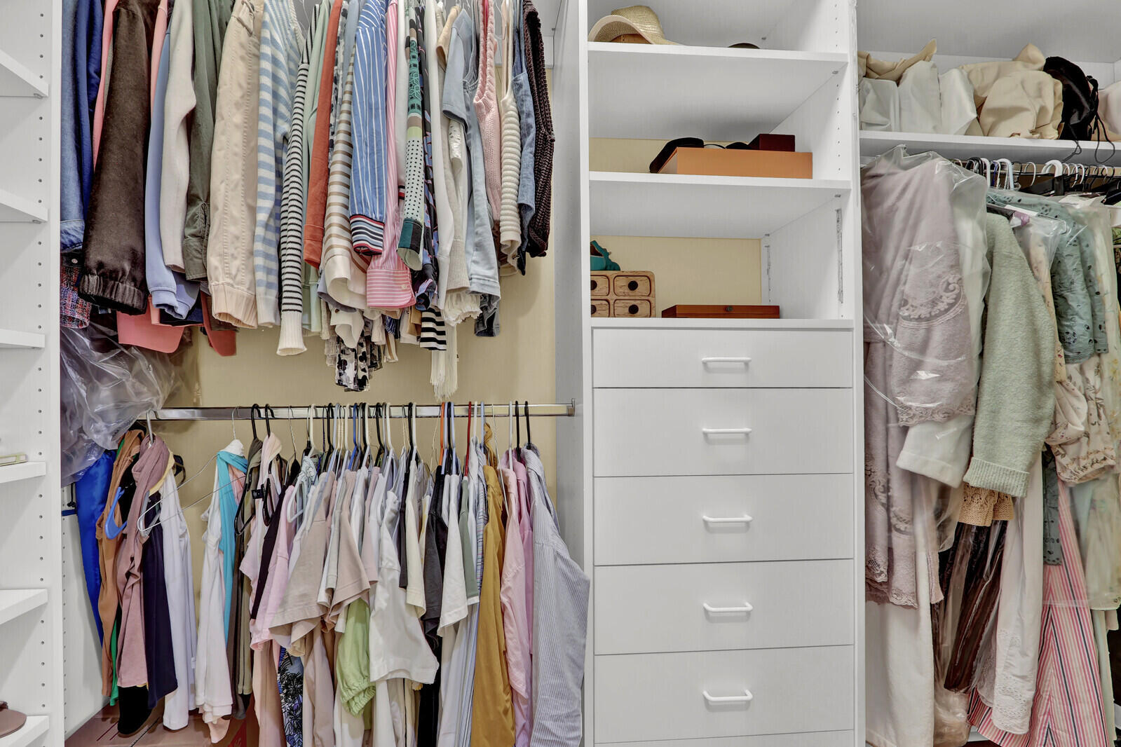 CLASSICS AT BEAR LAKES - Residential