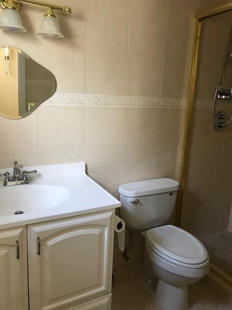 GOLDEN LAKES VILLAGE CONDO F - Residential Lease