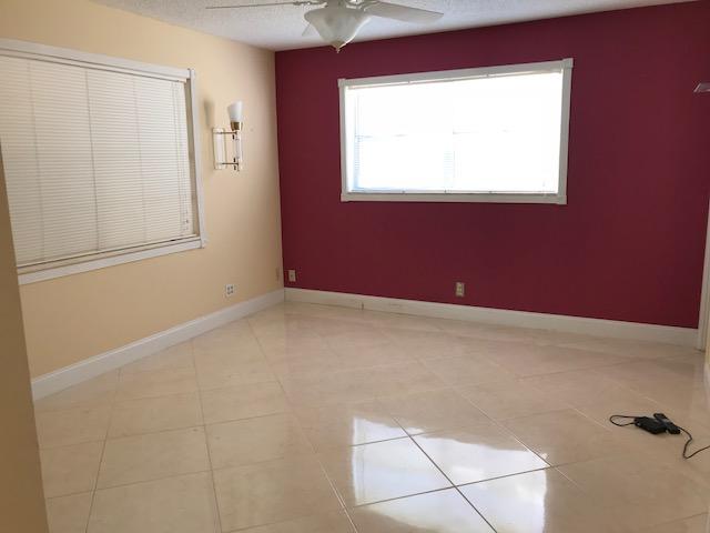 GOLDEN LAKES VILLAGE CONDO F - Residential Lease