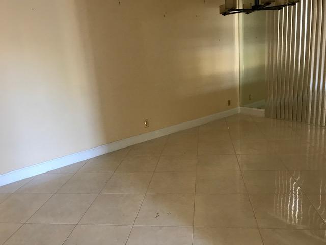 GOLDEN LAKES VILLAGE CONDO F - Residential Lease