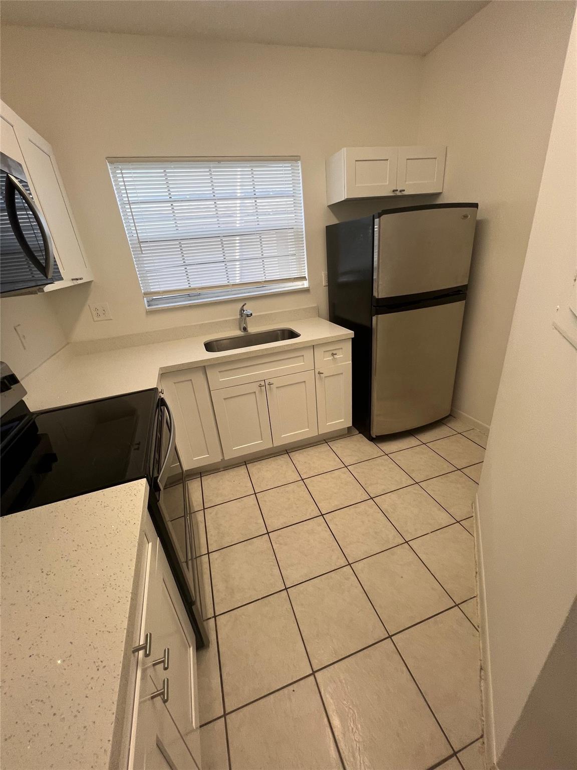 Reflections At Pembroke P - Residential Lease