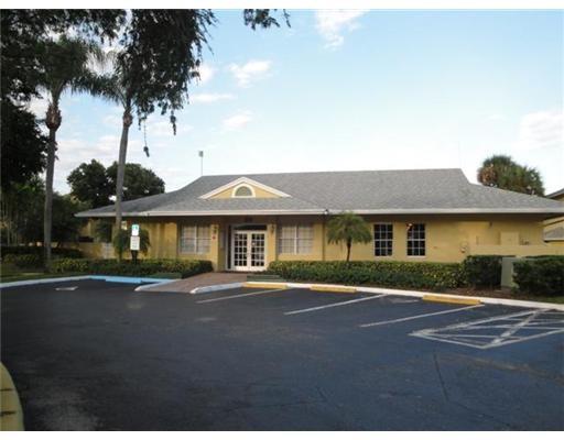 Reflections At Pembroke P - Residential Lease