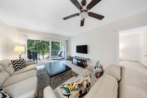 3050 N PAlm AIre Dr 307 Pompano Beach FL 33069