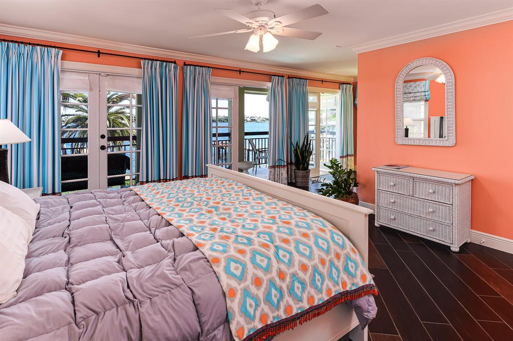 NORTH SHORE TERRACE 2 - Residential