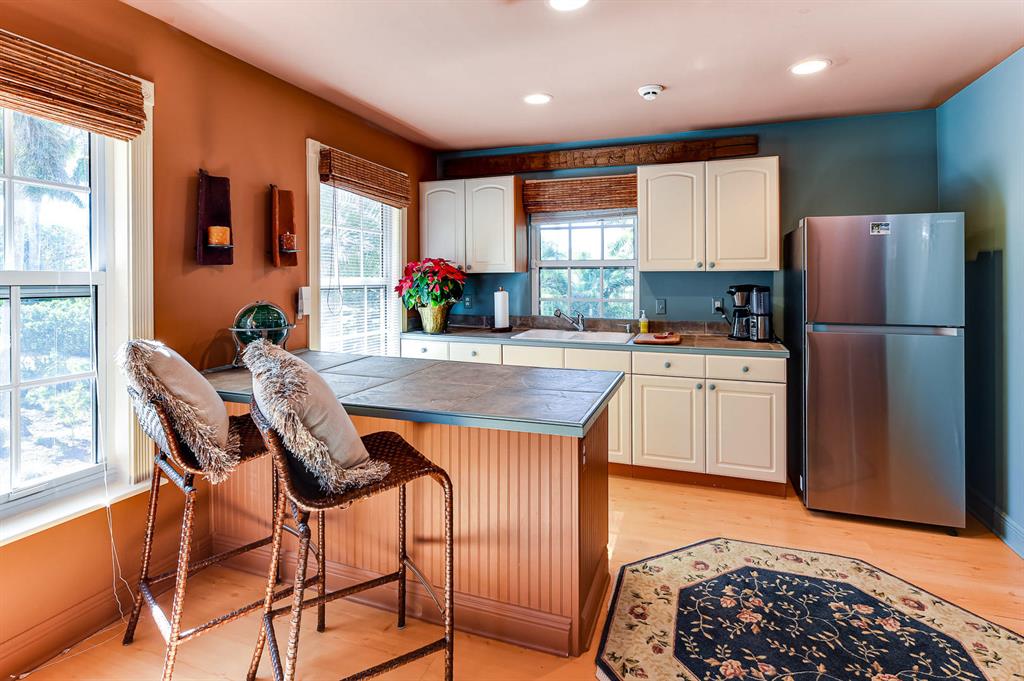 NORTH SHORE TERRACE 2 - Residential