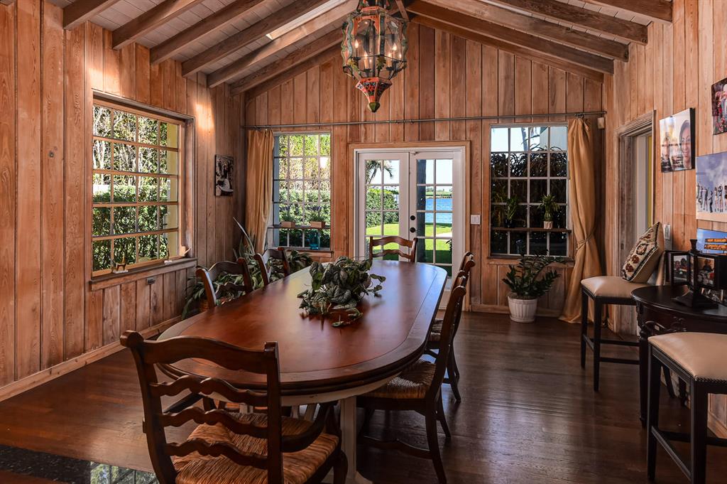 NORTH SHORE TERRACE 2 - Residential