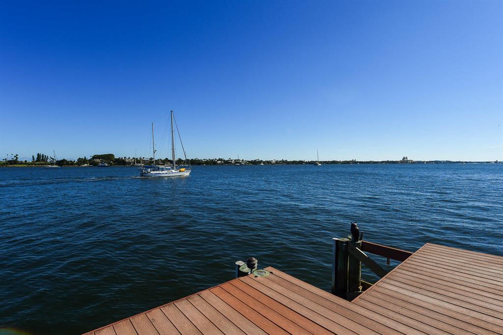 NORTH SHORE TERRACE 2 - Residential