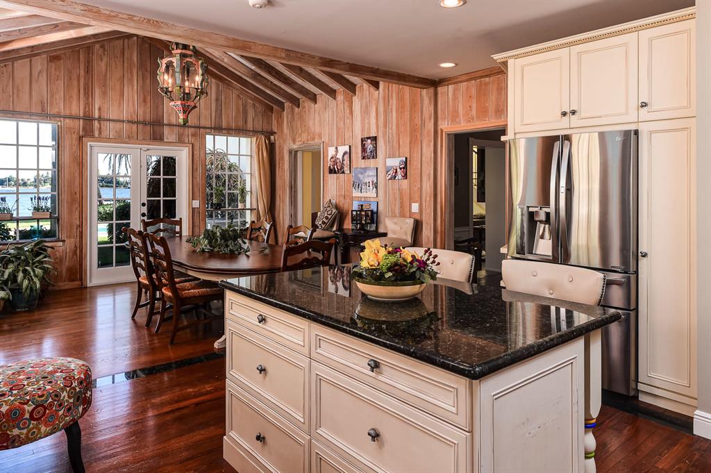 NORTH SHORE TERRACE 2 - Residential