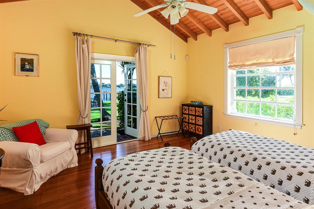 NORTH SHORE TERRACE 2 - Residential