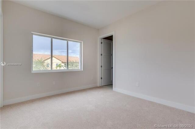 FLORANADA CENTER - Residential Lease