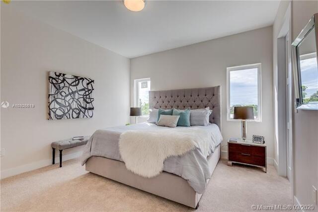 FLORANADA CENTER - Residential Lease