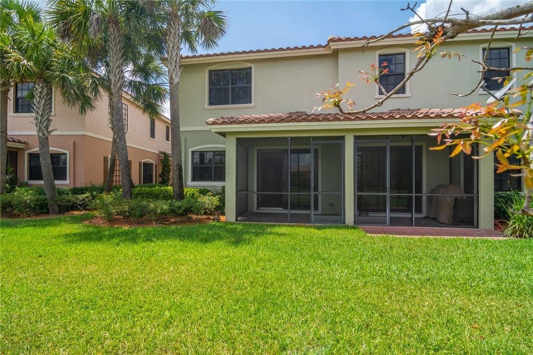 126 Riverwalk Circle E 126