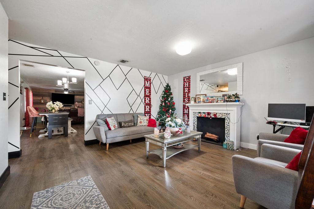 Photo of 504 NE 2nd Street, Belle Glade, FL 33430 (MLS # R11002500)