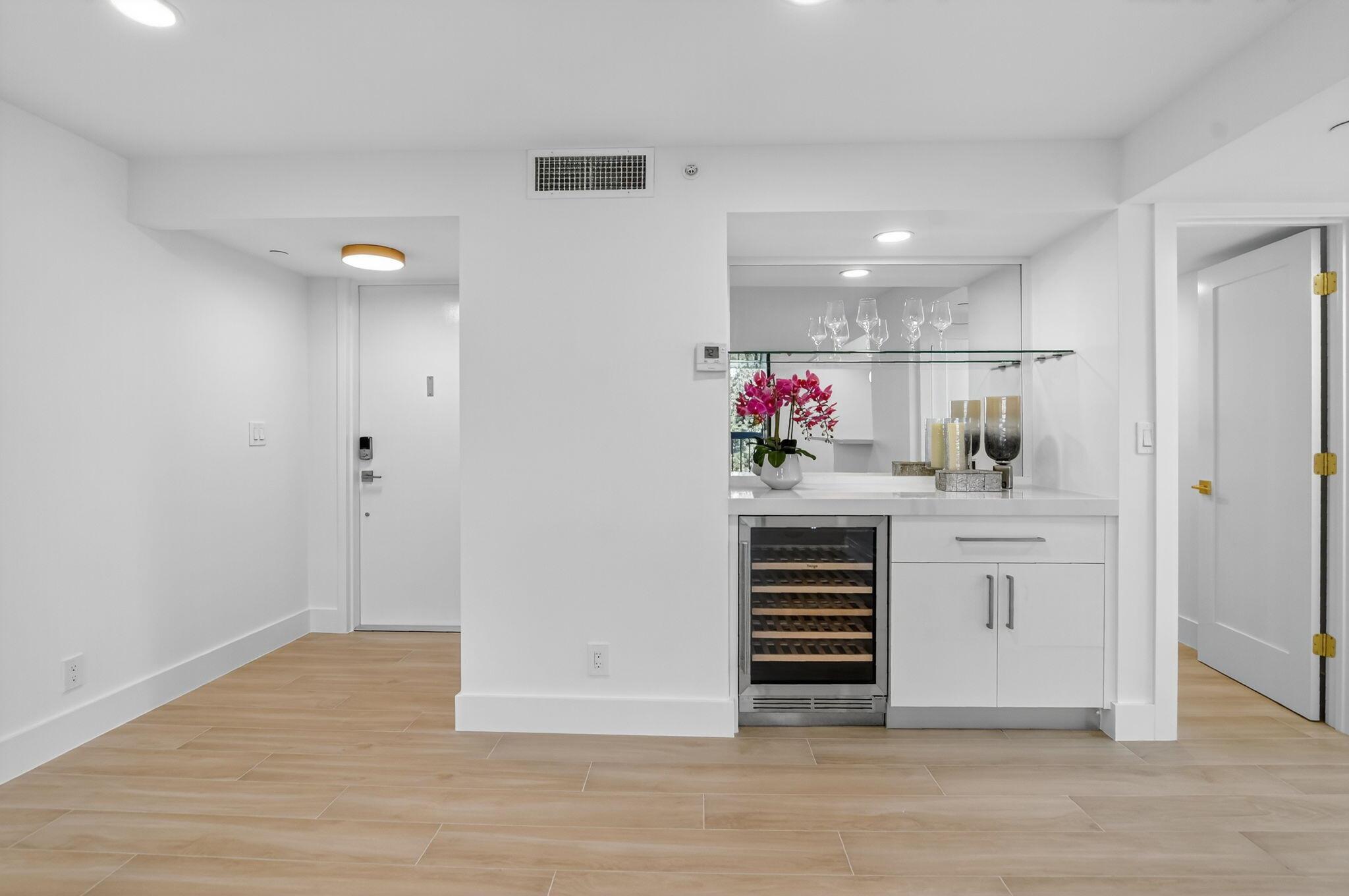 Bridgewood Midrise - Residential